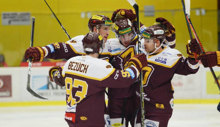 Dukla nadělovala i po Vánocích, Ústí nad Labem si odvezlo sedm gólů