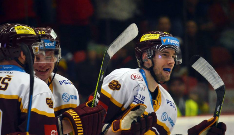 Dukla vydřela výhru v Benátkách nad Jizerou, na předkolo play-off má náskok osmi bodů