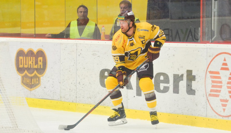 Dukla s přehledem opanovala duel v Sokolově, po výhře 6:2 navýšila náskok na play-off