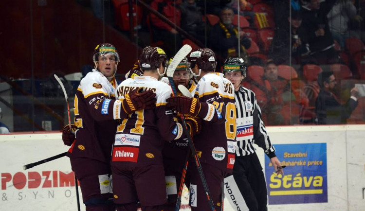 Středeční přestřelku s Frýdkem-Místkem rozsoudilo až prodloužení, výhru 6:5 ale bere Dukla