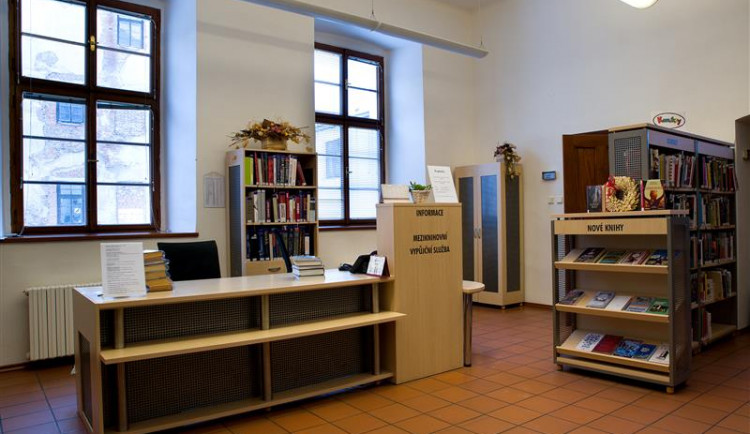 Městská knihovna se postupně otevírá: Bedřichov a Březinky ode dneška, hlavní pobočka za týden