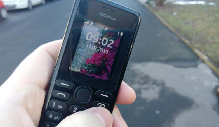 Starý mobil už nevyužijete? Věnujte ho Oblastní charitě Jihlava, prospějete dobré věci