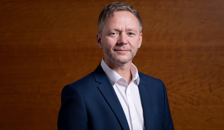 Současnou pandemii na úrovni kraje asi nezvládneme, říká hejtman Vysočiny Vítězslav Schrek