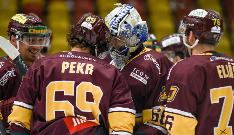 Dukla si osmibrankovou kanonádou v Kolíně zajistila čtvrtfinále