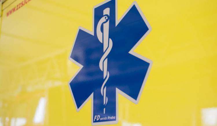 Vážné komplikace při domácím porodu na Jihlavsku: Novorozenec má mizivou šanci na přežití