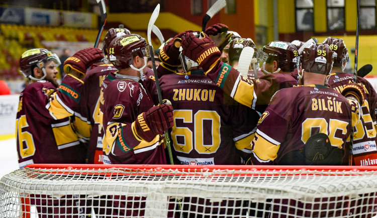 Dukla si vynutila sedmý zápas série, v Litoměřicích vstřelila rozhodující gól ve druhém prodloužení