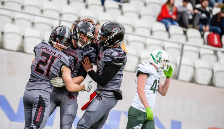 Loni jim cestu za titulem zatarasil covid, dosáhnou Gladiátoři na trofej letos? Liga začíná v červenci