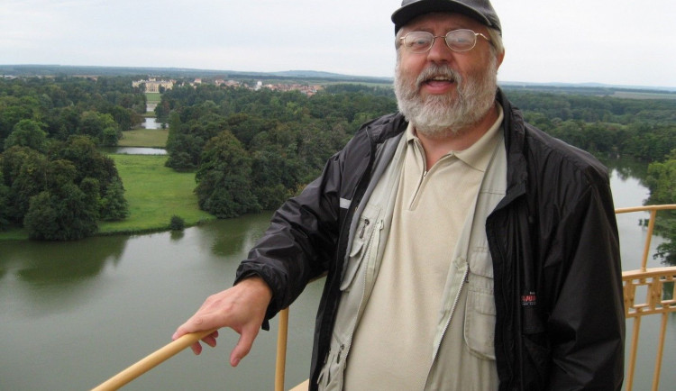Bohuslav z Jihlavy si myslel, že má třísku, byla to ale roztroušená skleróza. Důležité je nebrat se moc vážně, říká