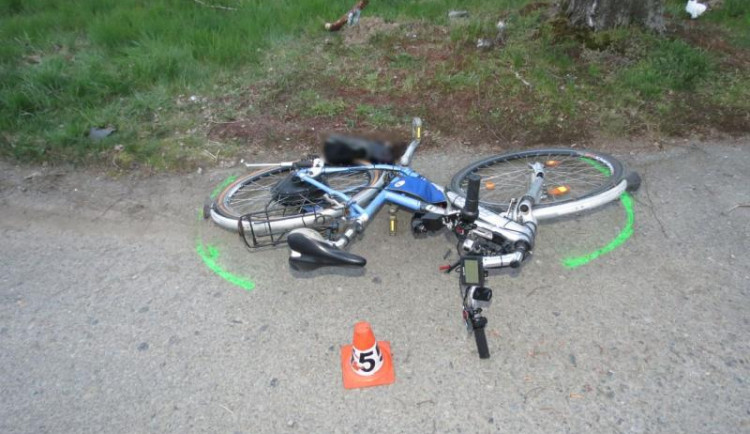 Opilý cyklista havaroval a se zraněním skončil v nemocnici. Nadýchal skoro dvě promile