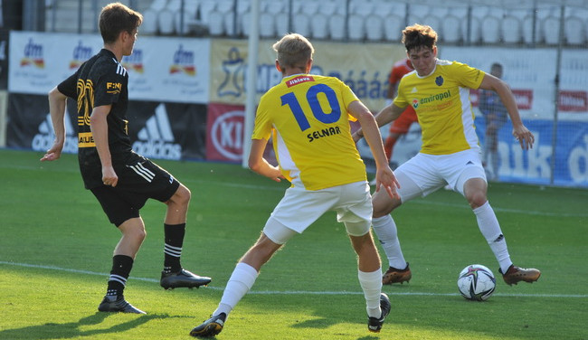 Doposud stoprocentní Vysočina přivítá v pátek podvečer pražskou Duklu