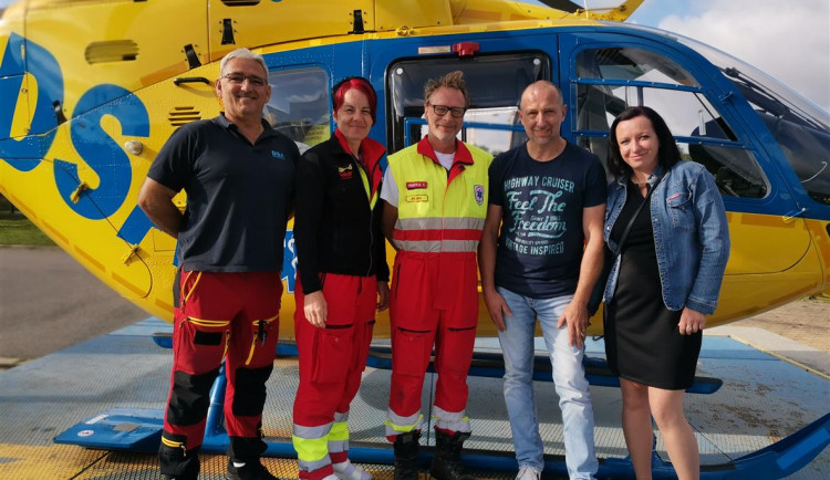 Po pádu stromu bojoval Michal dlouho o život, ale po tři čtvrtě roce se mohl setkat se svými zachránci