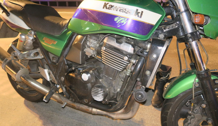 Provoz na D1 zastavila nehoda dvou motorek. Řidič, který ji zavinil, dal první pomoc zraněnému motorkáři