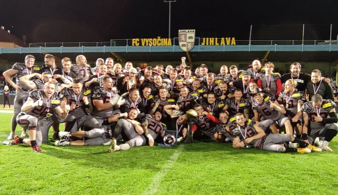 Mistři ČR jsou z Vysočiny! Gladiators suverénně ovládli Czech Bowl, Prague Lions porazili 23:0
