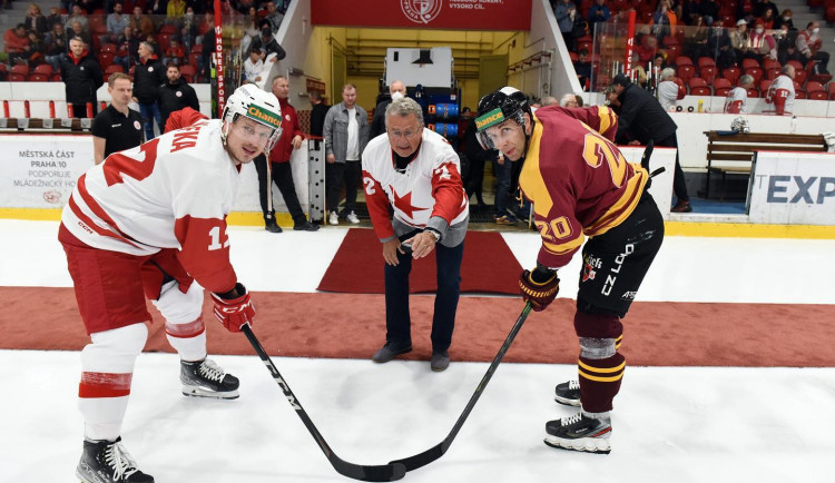 Retrodresy více svědčily Dukle, na Slavii vyhrála vysoko 3:7