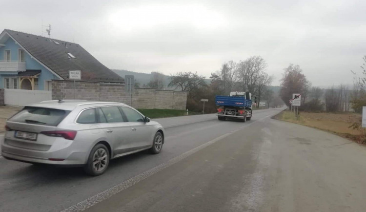 Radar na Hosově za den odhalí průměrně 14 hříšníků. Měření zde bylo potřeba, myslí si řidiči