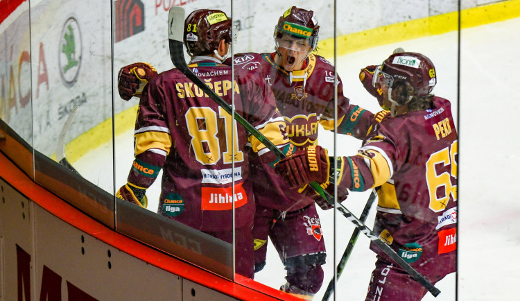 Dukla veze tři body z Frýdku-Místku, rozhodla skvělá druhá třetina