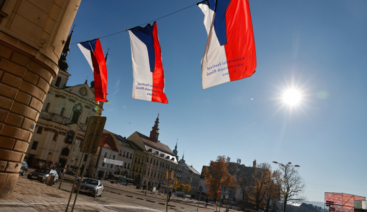 Dnes začíná MFDF. Jak prokázat svou bezinfekčnost? Důležité budou barevné štítky na akreditaci