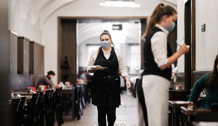 Hygienici na Vysočině opět v terénu. Znovu se zaměřili na restaurace, služby i kulturní zařízení