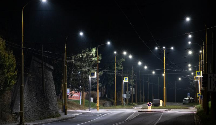 V jihlavských ulicích bude po setmění lépe vidět. Rantířovská má hotovo, kde dál se vymění osvětlení?