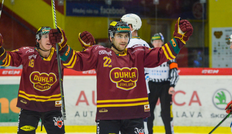Dukla rozstřílela Vrchlabí, po výhře 9:2 ztrácí na druhé místo tabulky už jen bod