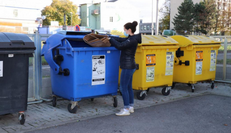 Máte nemovitost, v níž nebydlíte? Ohlašovací povinnost k poplatku za odpady v otázkách a odpovědích