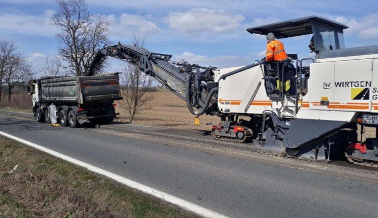 Opravy na průtahu Staré Říše začnou už v úterý. Podívejte se, kudy povedou objížďky