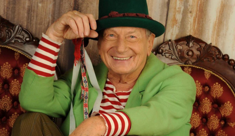 Rodáci z Vysočiny: Maminka v Horní Cerekvi prodávala turecký med a cikorku, říká Josef Dvořák. Dnes slaví 80. narozeniny