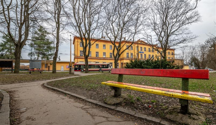 Už brzy začnou práce na novém jihlavském terminálu. S parkovištěm a upraveným parkem s lavičkami