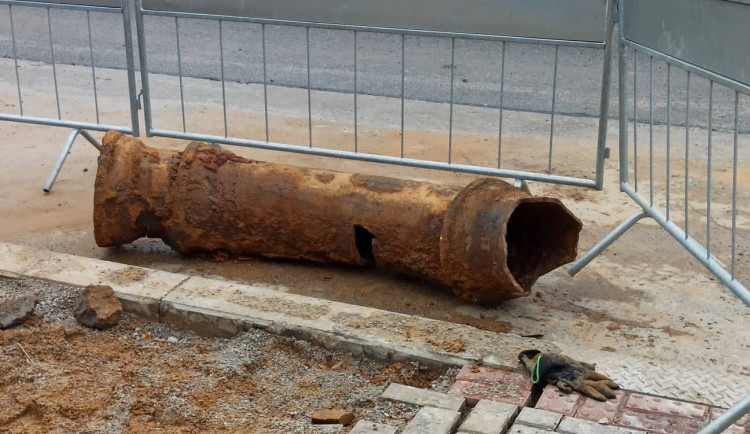 SMJ stále řeší poruchu vody na Žižkově ulici. Obyvatele čeká snad již poslední odstávka