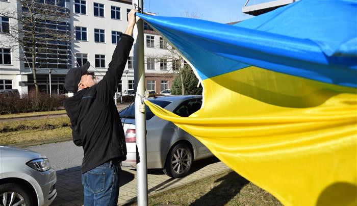 Kraj pomůže v Zakarpatí s přípravou objektu pro přesídlení lidí zasažených válkou. Chystá humanitární výjezd