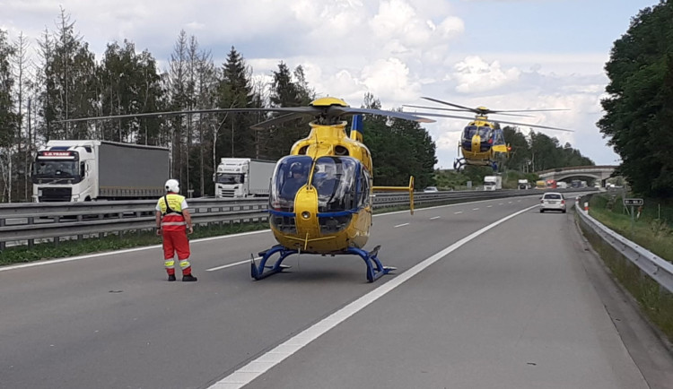 Mozkové příhody, komplikace po bodnutí hmyzem. Záchranáři na Vysočině mají za sebou rekordně náročné léto
