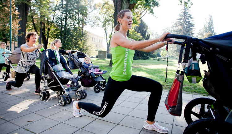 Strollering v Jihlavě cvičí již devět let. První lekci jsem vedla už dva týdny po školení, vzpomíná lektorka Pavlína