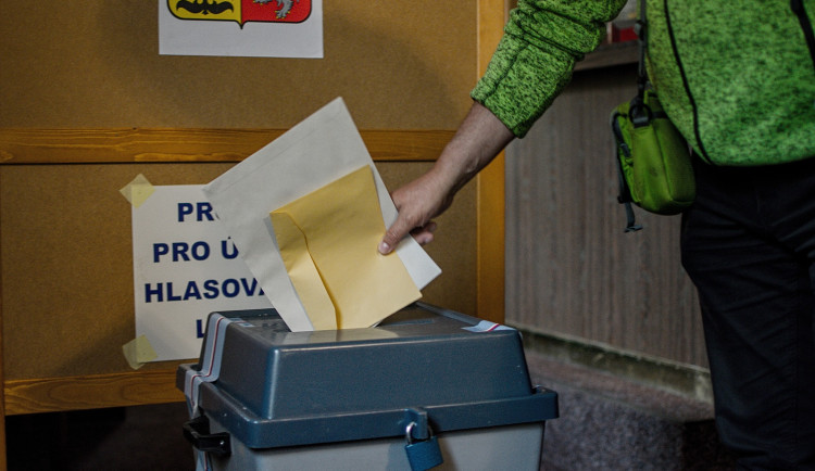 VOLBY 2022: Sudý počet zastupitelů, rodinné kandidátky. Jak se volí v nejmenších obcích kraje?