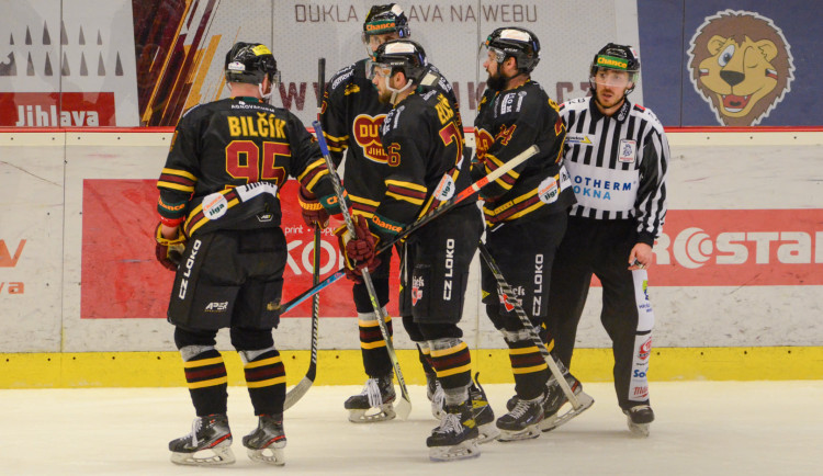 Dukla přerušila vítěznou sérii, na ledě lídra z Poruby prohrála 4:1
