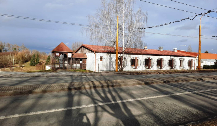 Hledá se další využití budovy bývalé vývařovny v Okružní. Ve hře je třeba ordinace pro dětského lékaře