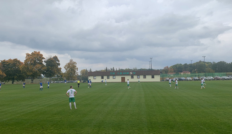 Nepochopitelný výkon rozhodčích v krajském přeboru. Komise je odvolala