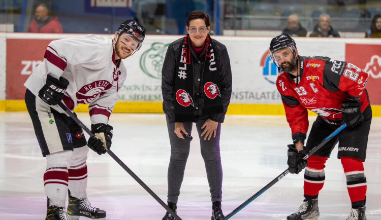 Hokejovému Znojmu přibývají posily i sponzoři. Na svou stranu získalo i radnici