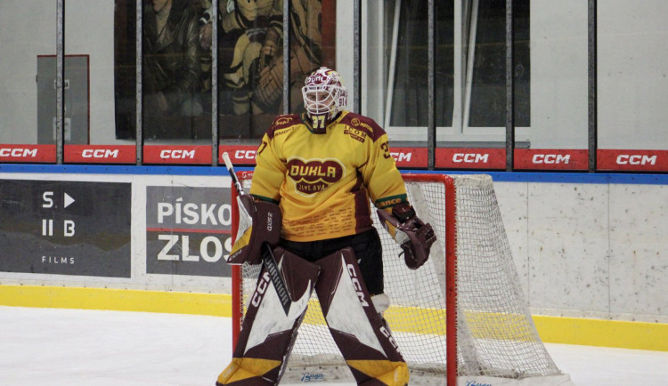 Co třetina, to gól a stoprocentní brankář Maláč. Dukle se v Sokolově dařilo