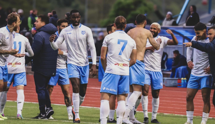 Za Znojmo nehraje jediný Čech. Narážky na cizince slýcháme téměř na každém zápase, hlásí klub