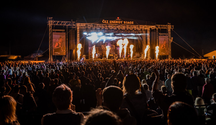 Benátská! už po třicáté. Fanouškům přijede zahrát Divokej Bill a Čechomor, ze zahraničí Scooter nebo Suzi Quatro