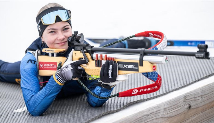 Nadějná biatlonistka Nela Svobodová z Jihlavy zářila na Zimní olympiádě dětí a mládeže, nyní sní o olympiádě