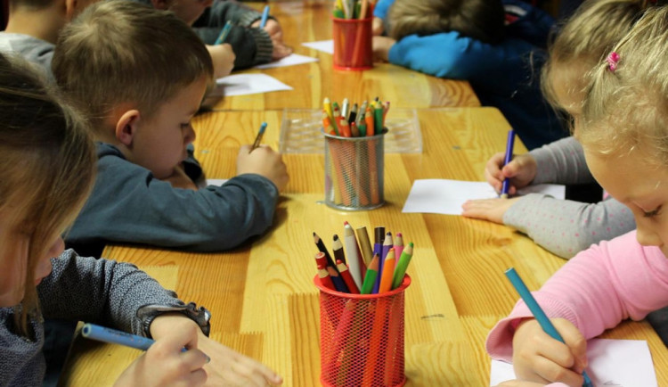 Plzeňské školy chystají zápisy. Kdy a kde zapsat své dítě?