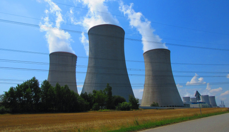 Neoddalujme podpis smlouvy na dostavbu Dukovan, žádá ministr průmyslu a obchodu Lukáš Vlček