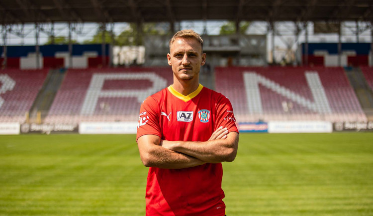 Zbrojovka hlásí jednu posilu za druhou. Z Karviné do Brna přehází Patrik Čavoš