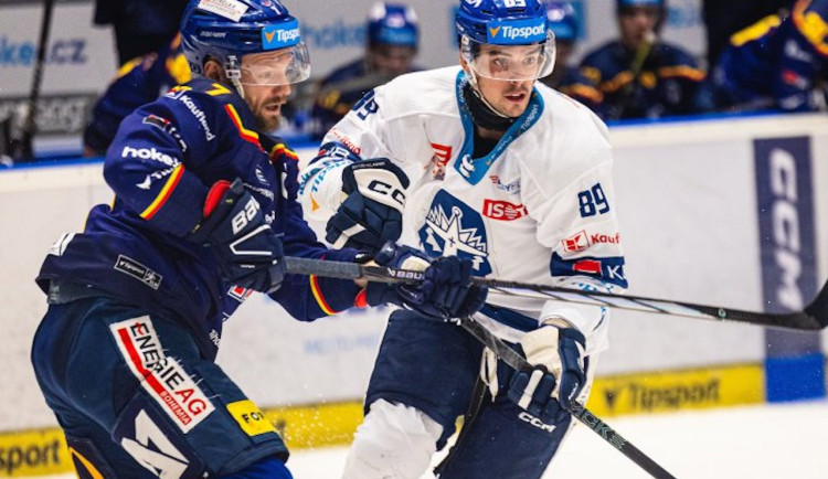 Série pokračuje, Motor veze tři body z Kladna