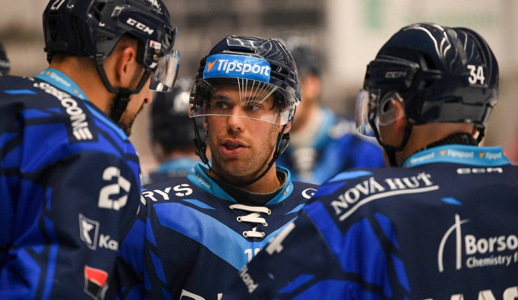 Hokejisté Vítkovic vyhráli po nájezdech v Olomouci, rozhodl Hrivík