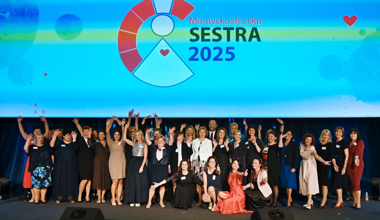 Moravskoslezská Sestra roku: 36 oceněných, nejvíc hlasů získala porodní asistentka