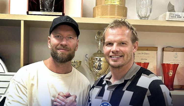 Novotný po sezoně skončí v Českých Budějovicích, nahradí ho Nedorost