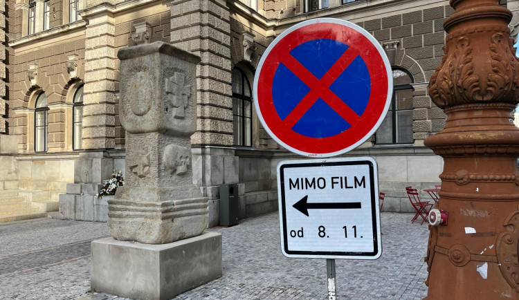 Filmaři obsadí radnici v Liberci. Netflix bude ve městě natáčet historický seriál