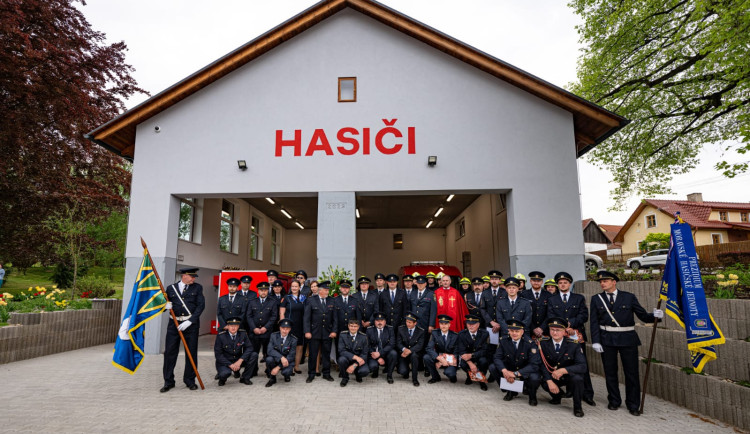 Nová zbrojnice v Nadějově byla jako Horácká aréna. Hasiči uspěli v celostátní anketě